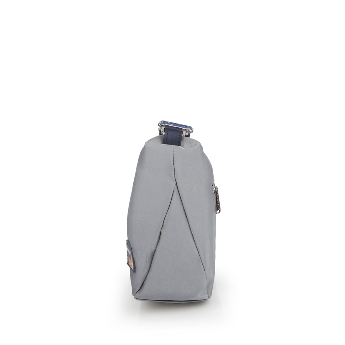 gabol-luz-bolso-media-luna-de-nylon-crinkle-y-piel-sint-tica-gris-30x20x9-cm-res image 2